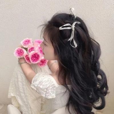 粉红色的线海报
